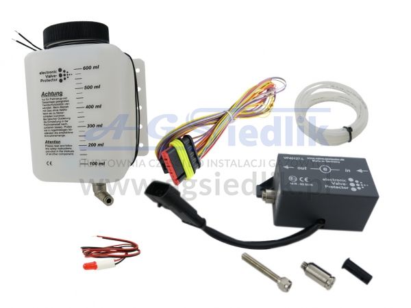 Valve Protector lubrication kit dispensing fluid via pump