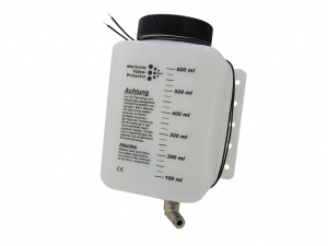 Valve Protector lubrication kit dispensing fluid via pump