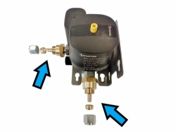 Adapter for connecting an 8mm copper pipe to standard regulators in caravans and campers with external thread M20x1.5 (e.g. Truma MonoControl CS)